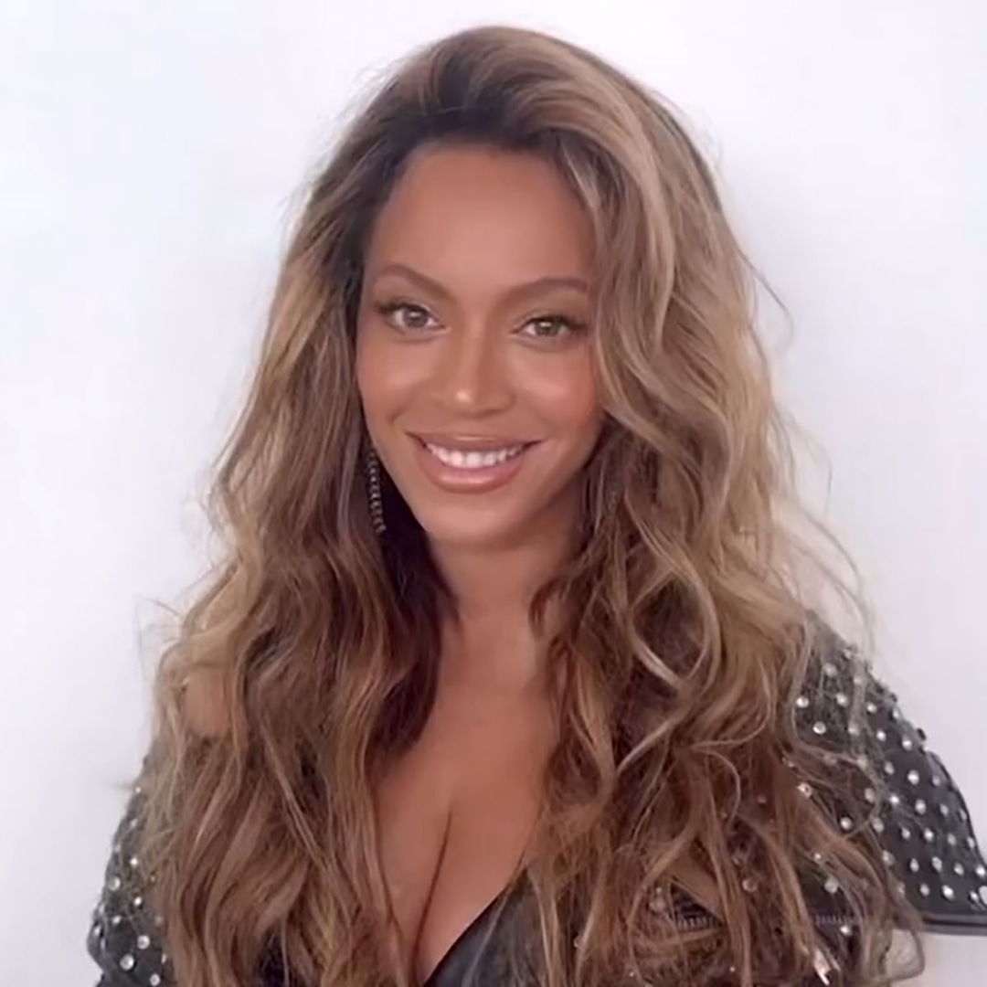 Beyoncé Introduces New Renaissance Trailer in Thanksgiving Vid